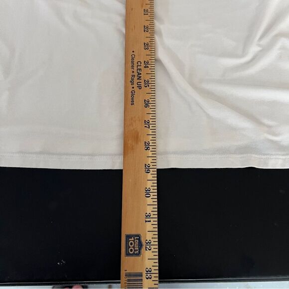 Torrid Eyelet Puff Sleeve Classic Fit Super Soft Scoop Neck Tee in White Size 3X - Picture 11 of 11